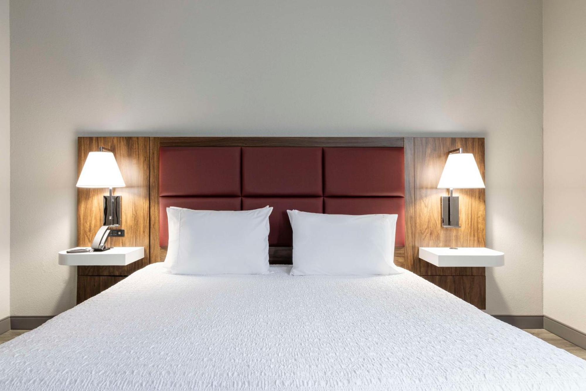Hampton Hotel