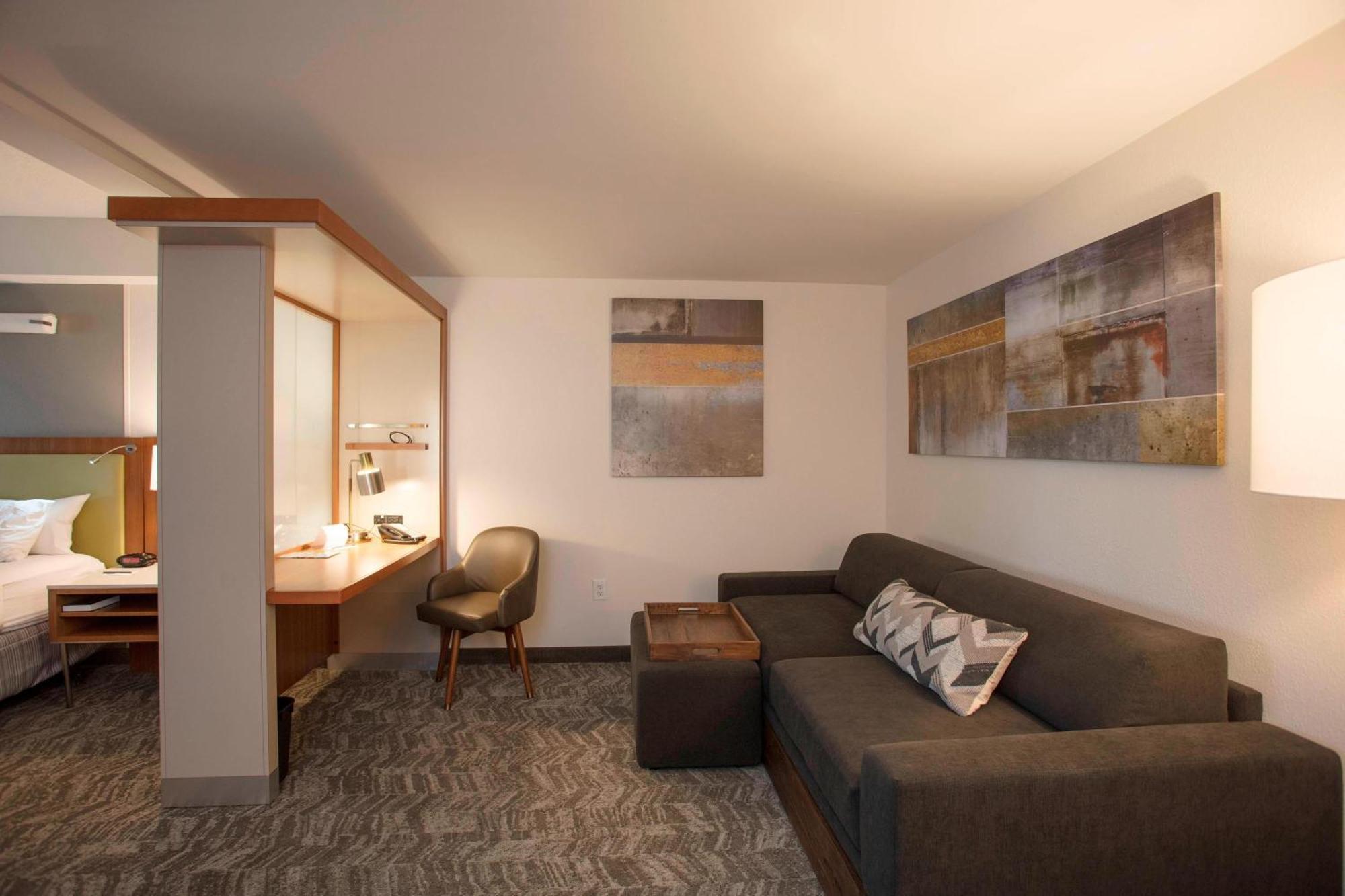 Springhill By Marriott West