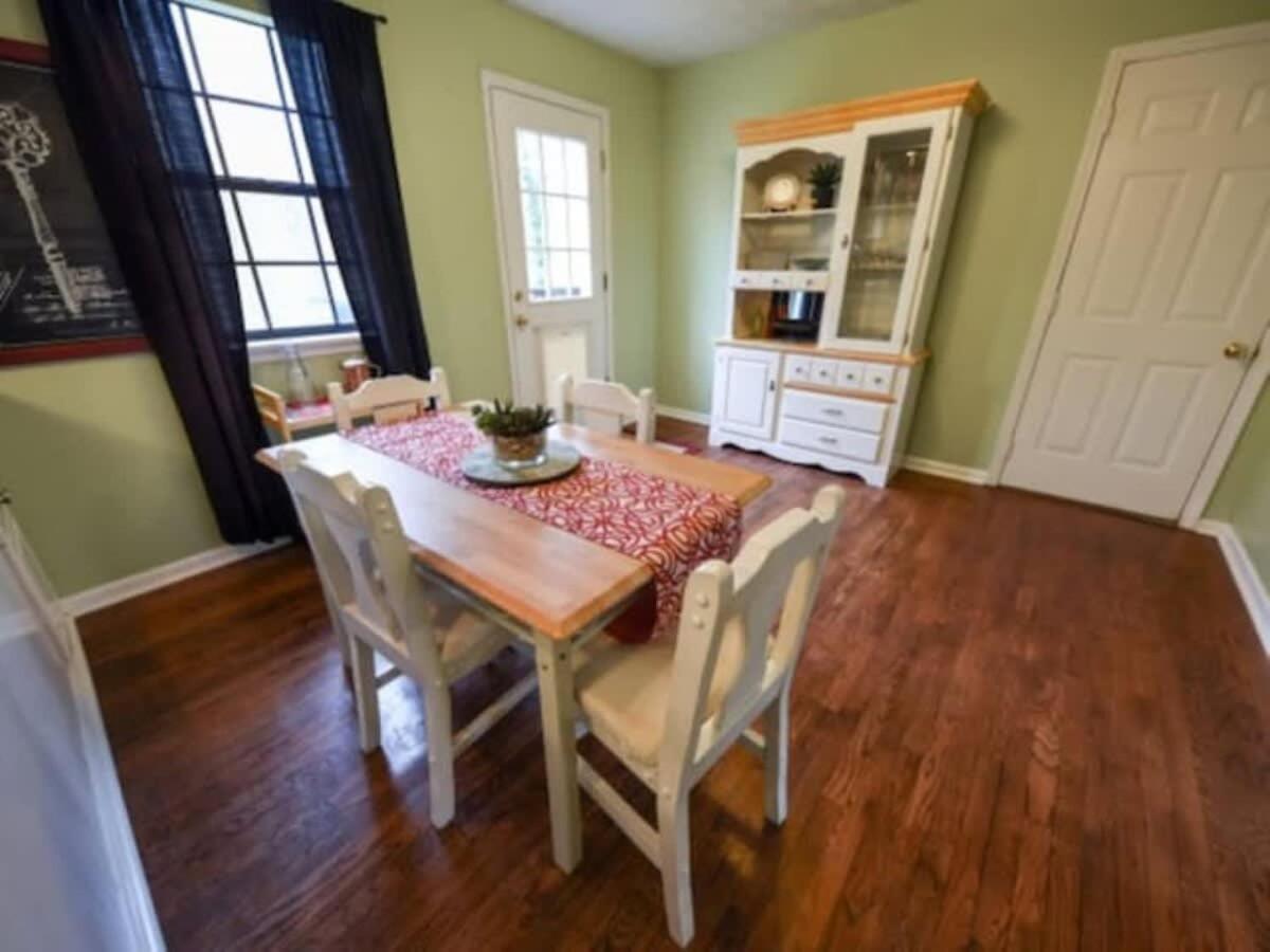 Holiday home The Glory Glory Estate Main House Guest *