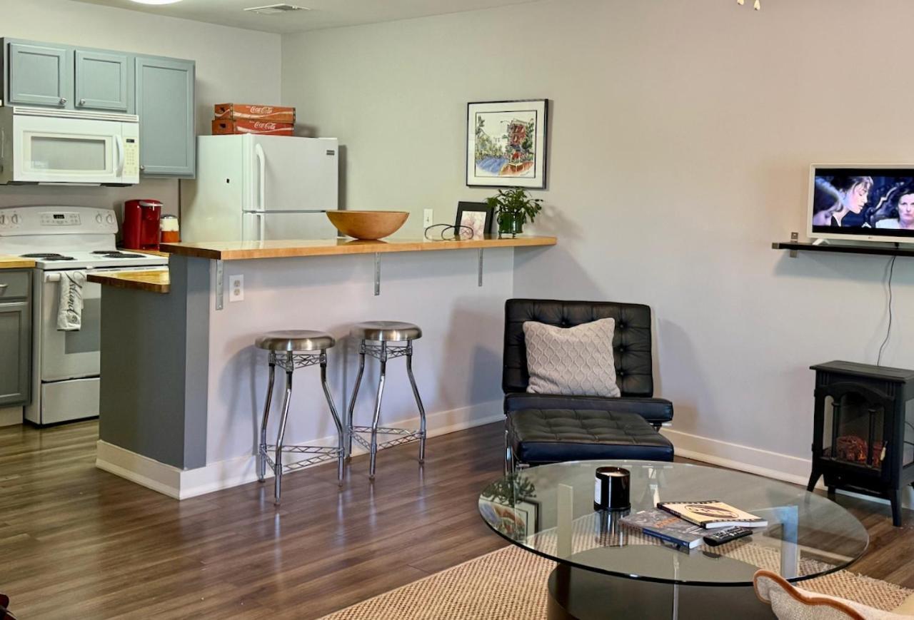 8 Min To Uga New Loft Near Downtown At Uga Free Wifi And Coffee