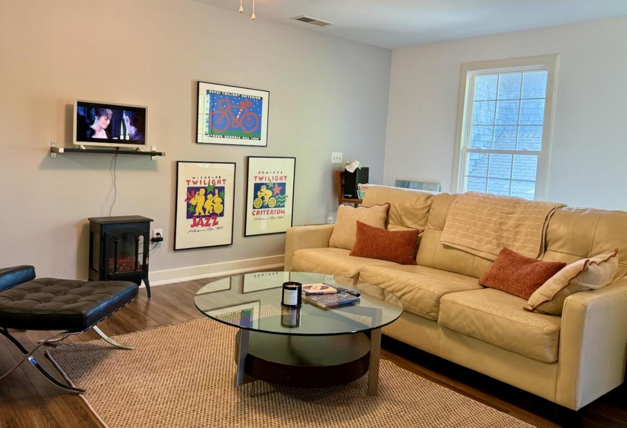 8 Min To Uga New Loft Near Downtown At Uga Free Wifi And Coffee Holiday home *