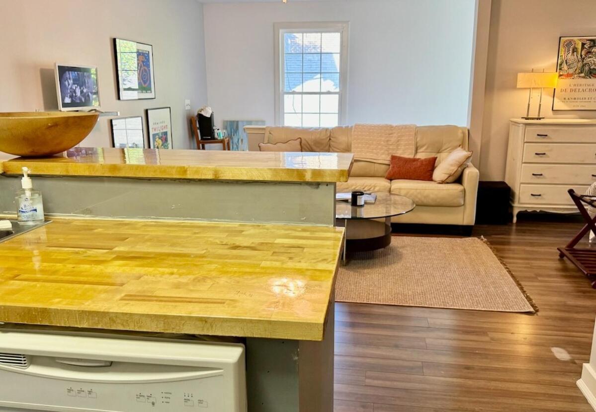 Holiday home 8 Min To Uga New Loft Near Downtown At Uga Free Wifi And Coffee *