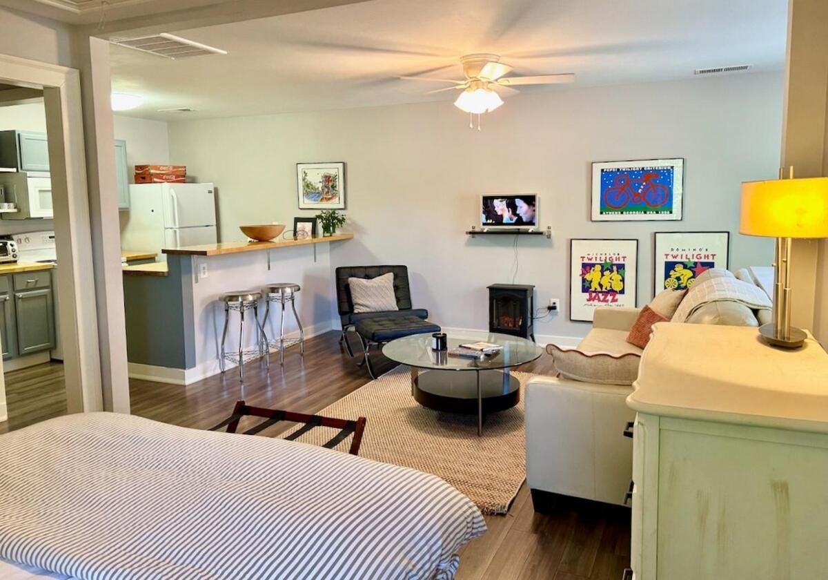 Holiday home 8 Min To Uga New Loft Near Downtown At Uga Free Wifi And Coffee Athens