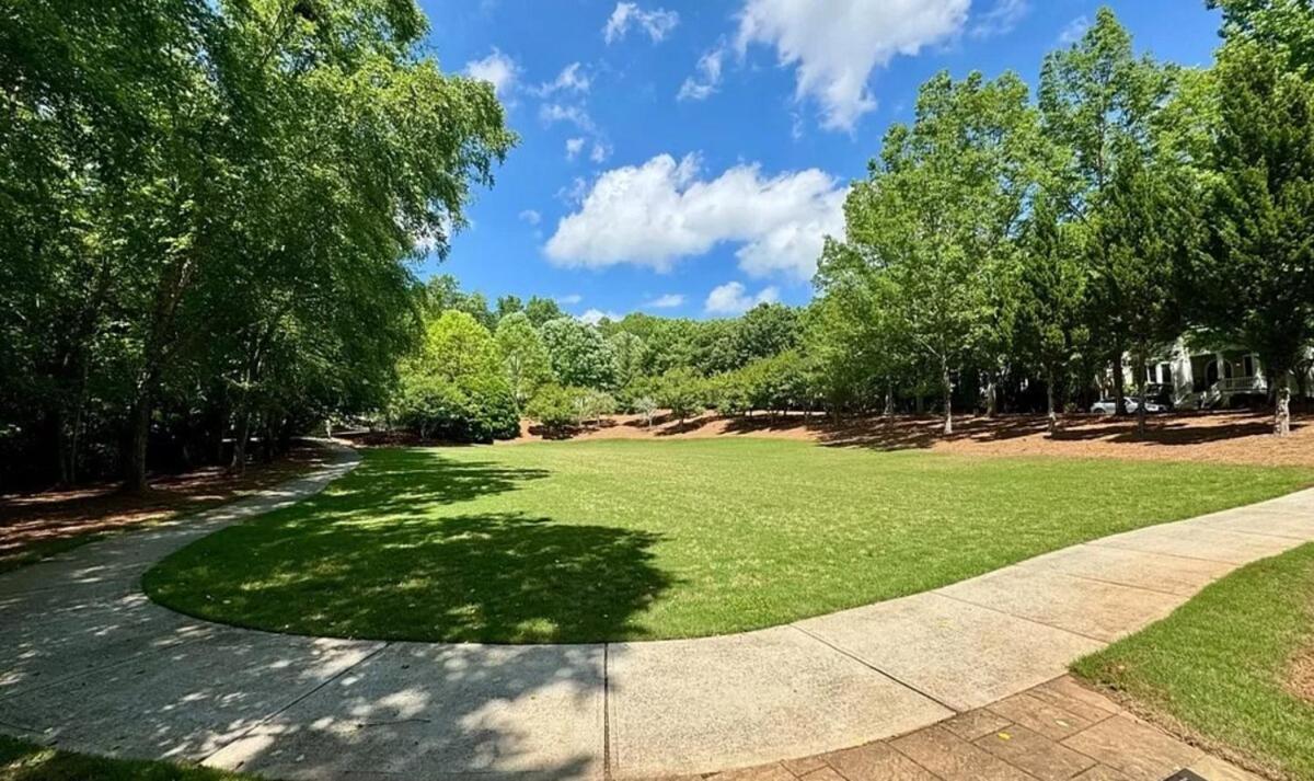 8 Min To Uga New Loft Near Downtown At Uga Free Wifi And Coffee Holiday home Athens