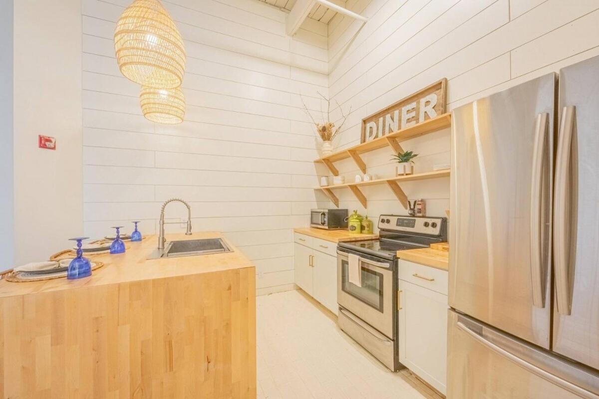 Holiday home Darlin' Downtown Dawghouse