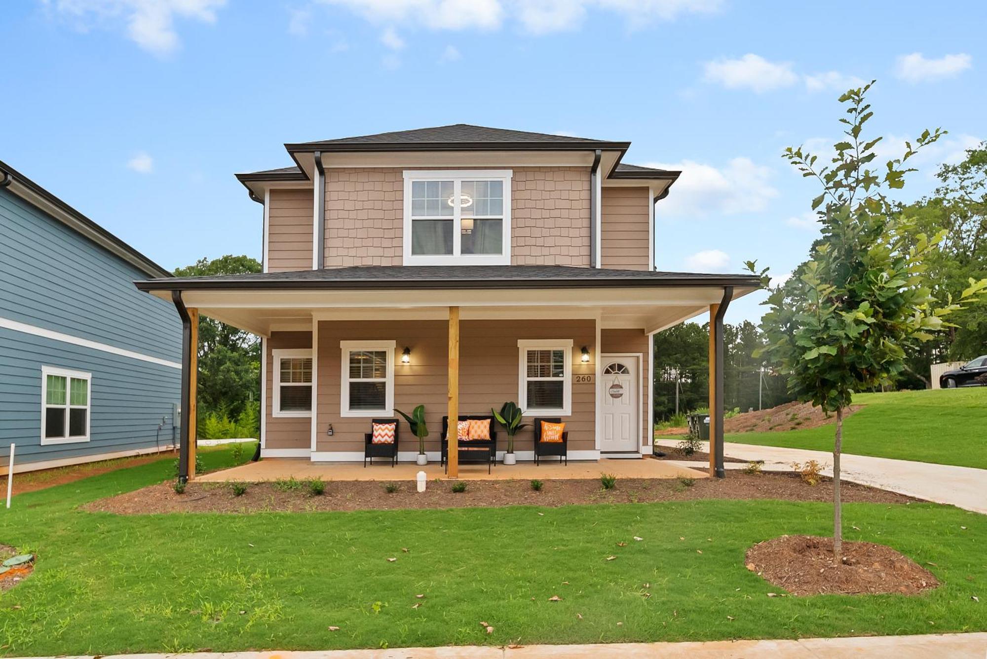Sleeps 24 - By Dt & Uga - 2 Game Rooms, 4 King Beds Apartment *