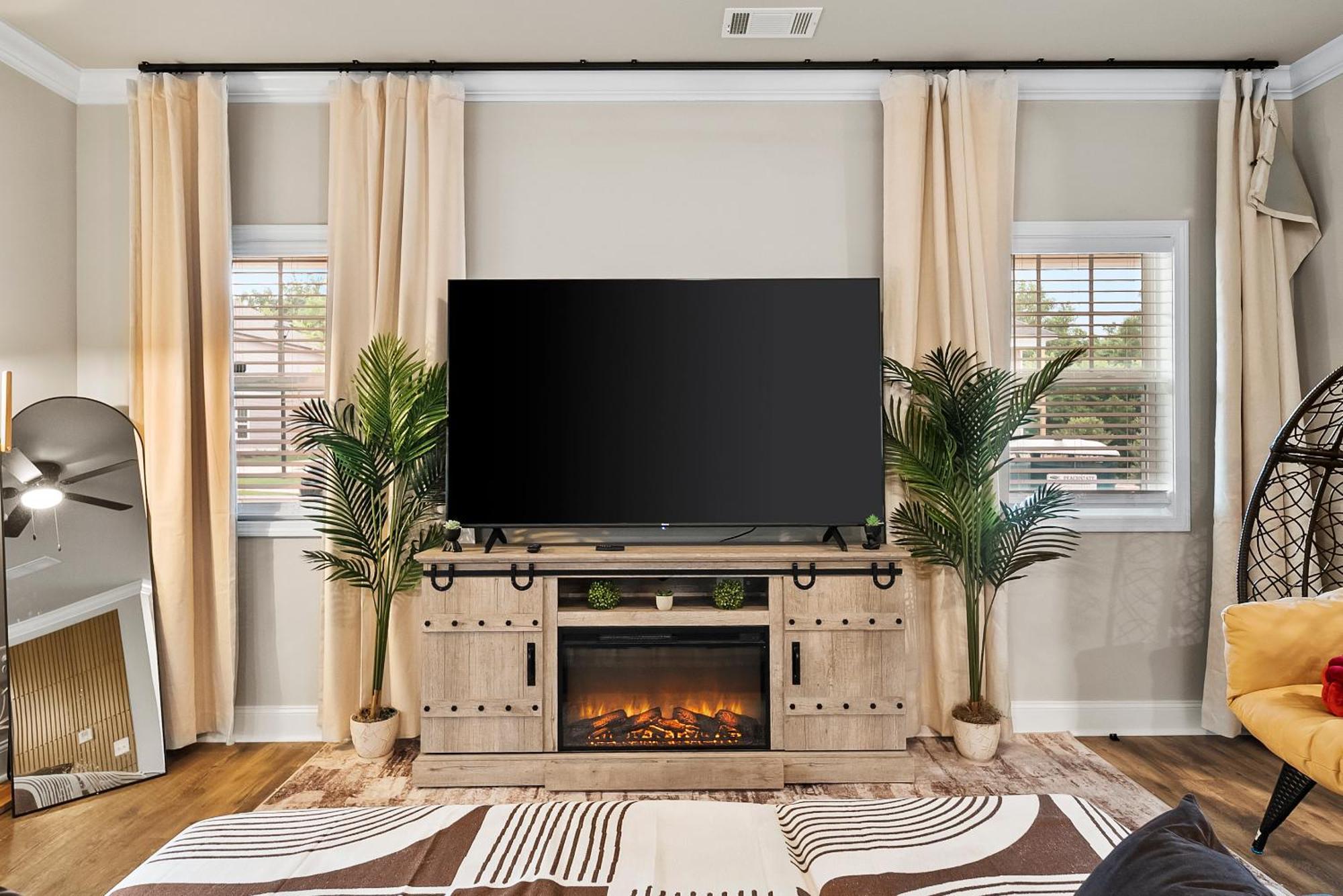 Sleeps 24 - By Dt & Uga - 2 Game Rooms, 4 King Beds *