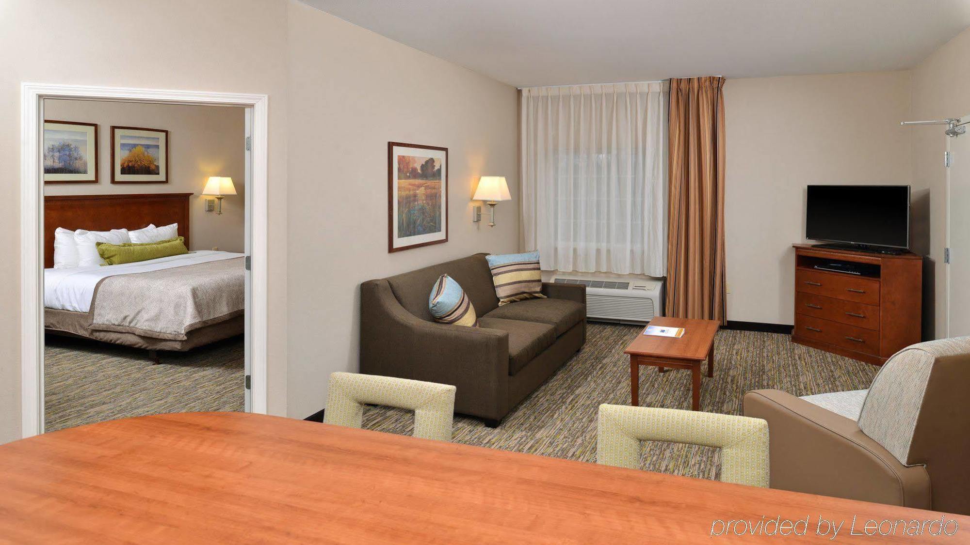 Candlewood By Ihg 3*