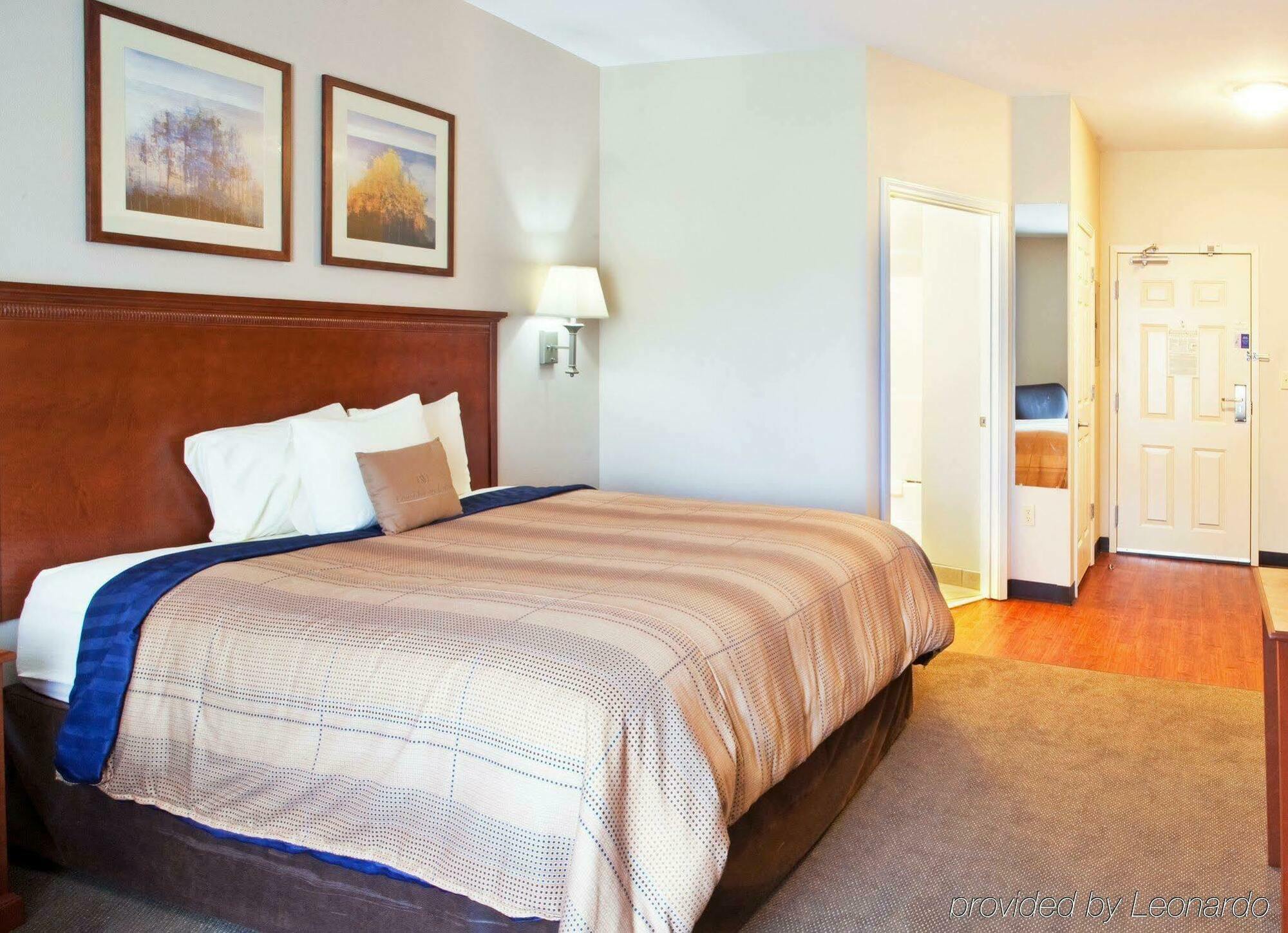 Candlewood By Ihg