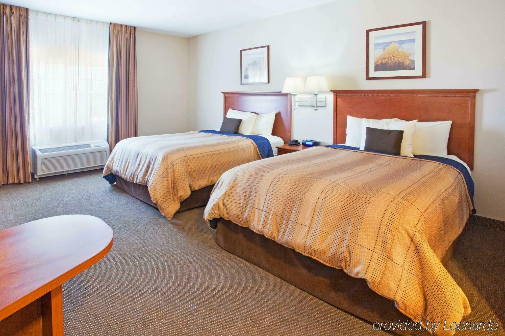Candlewood By Ihg Hotel Athens