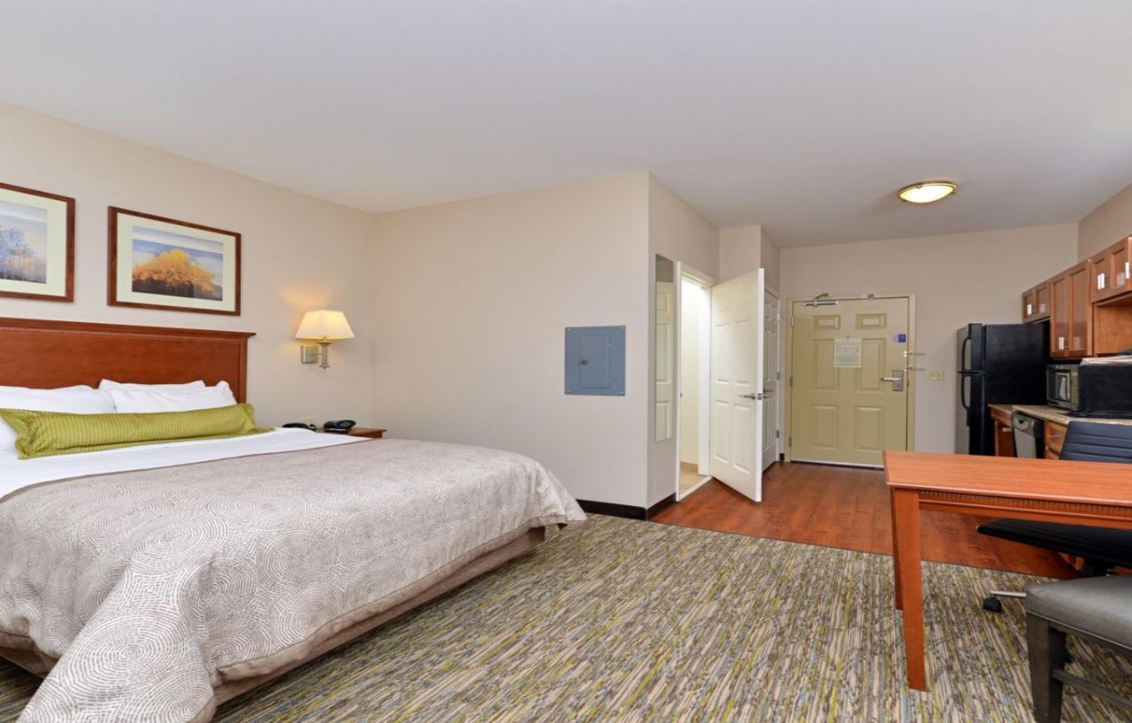 Candlewood By Ihg