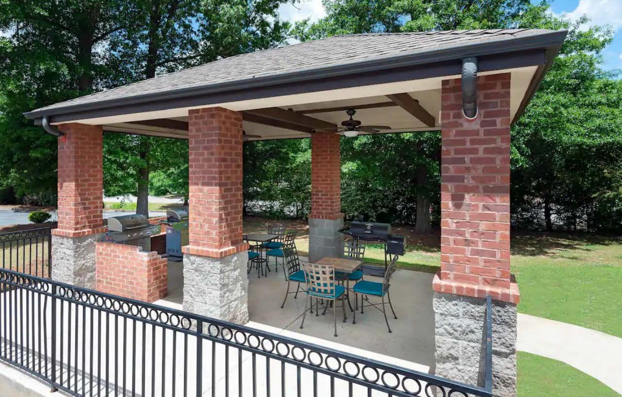 Hotel Candlewood By Ihg 3*
